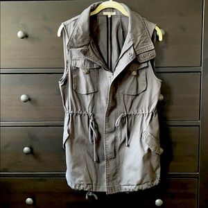 Pleione Gray Long Cargo Vest